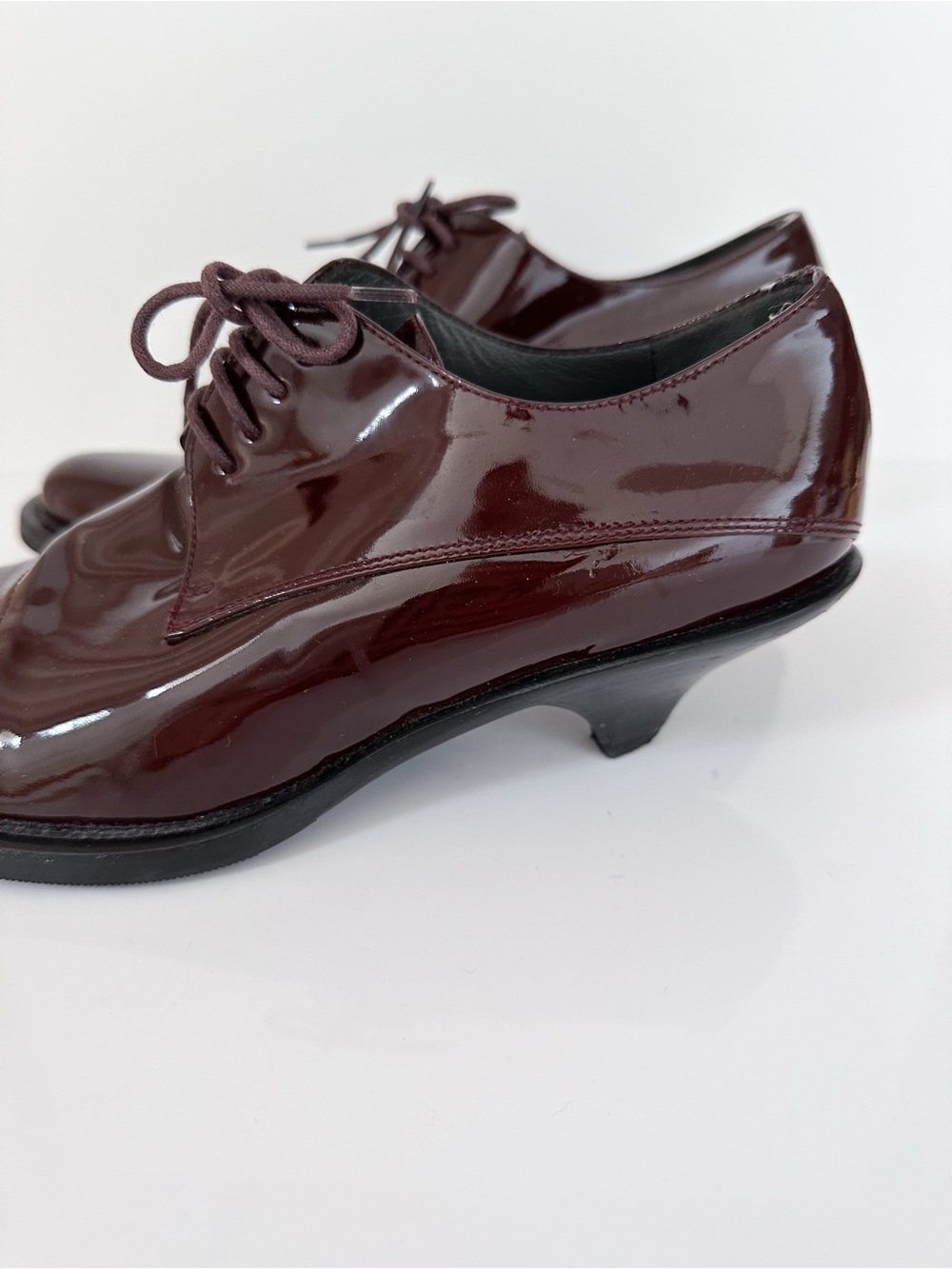 Miu Miu Burgundy Patent Leather Lace Up Kitten Heel Oxfords EU 37.5 / US 7.5 - Picture 4 of 11